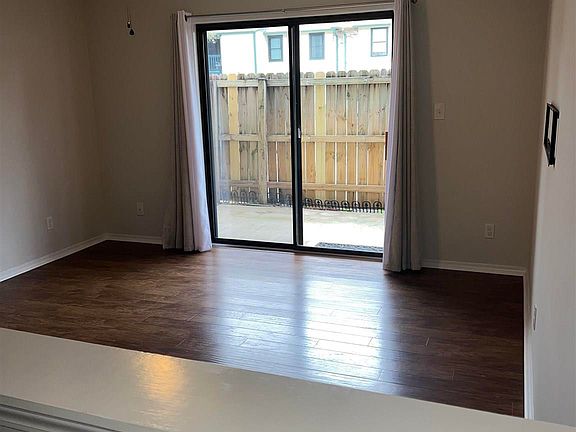 4th image of 2299 Scenic Hwy S #4