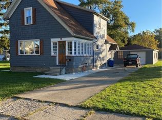 474 Sherman St, Conneaut, OH 44030