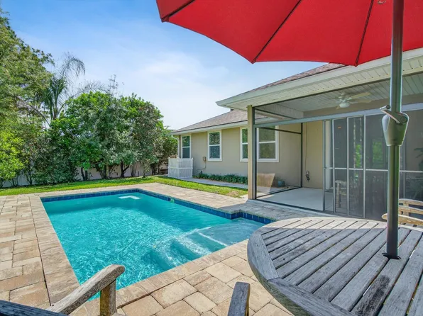 111 Midway Park Dr, Saint Augustine, FL 32084