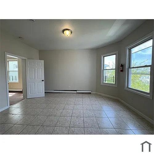144 Johnson Ave #3F Photo 1 144 Johnson Ave #3F Photo 1