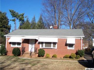 633 Salisbury Rd, Statesville, NC 28677