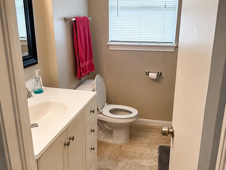 2118 Millmar Dr — Photo 10