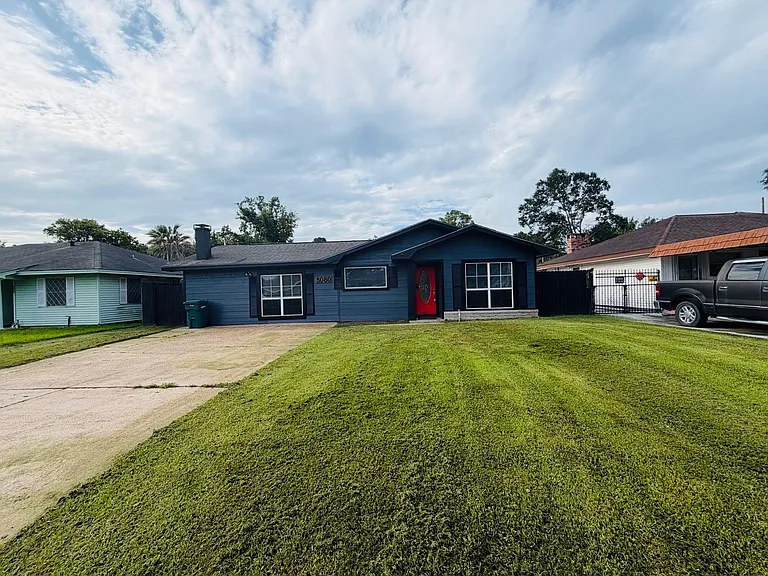 5080 Browning Dr — Photo 1