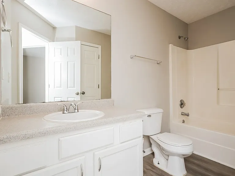 6050 Flagstaf Walk — Photo 15
