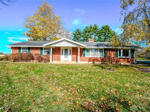 876 Ute Trl, Jamestown, OH 45335