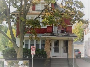 2403 N 55th St, Milwaukee, WI 53210