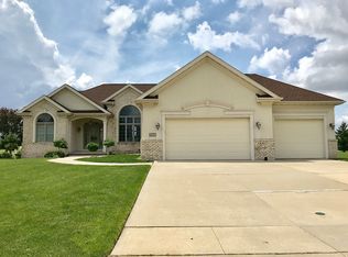 675 Fox Ridge Rd, Dike, IA 50624