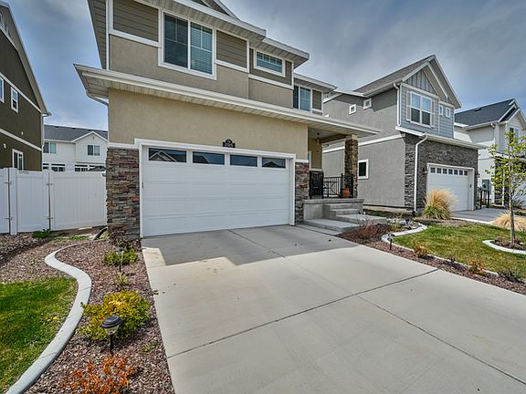 3rd image of 2515 N Wallace Way