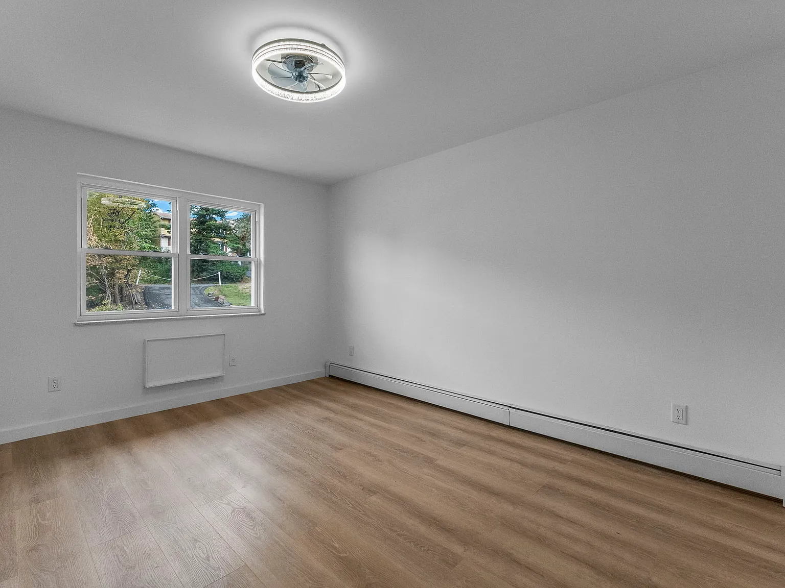 2 bed, $2,650 — Photo 2