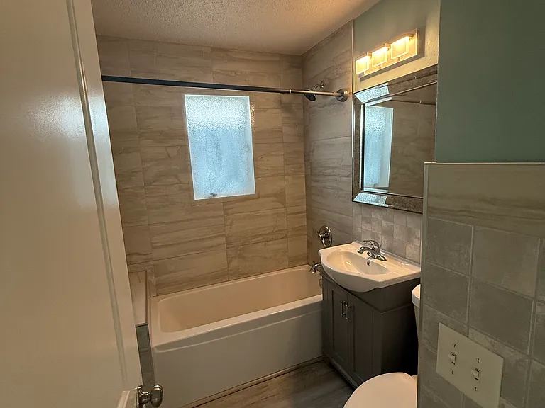 Main Floor Bathroom