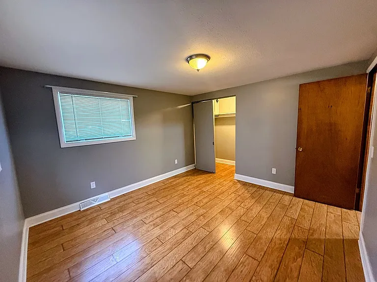 1029 Orchard Ave NE — Photo 8