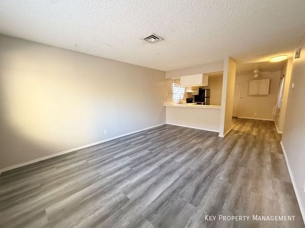 5206 Golden Ln APT B