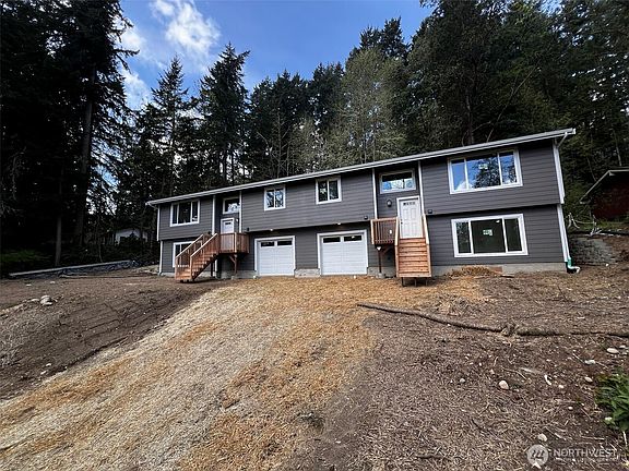 2nd image of 8867 -8869 Old Military Road NE