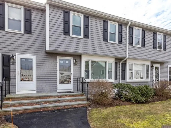 22 Sharron Dr, South Easton, MA 02375