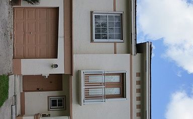 3rd image of 6916 NW 70th Ave