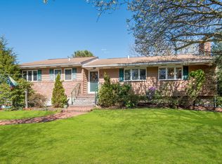 2 Village Way, Smithtown, NY 11787