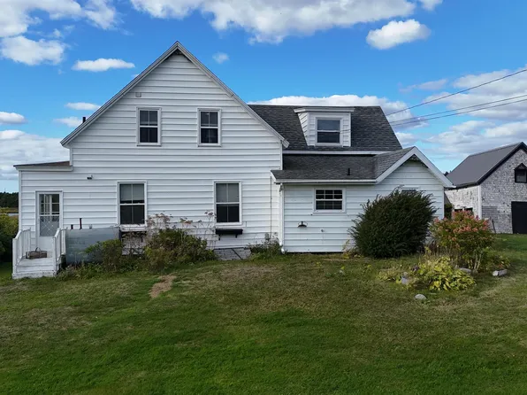 68 Mombourquette Rd, Richmond, NS B0E 1W0