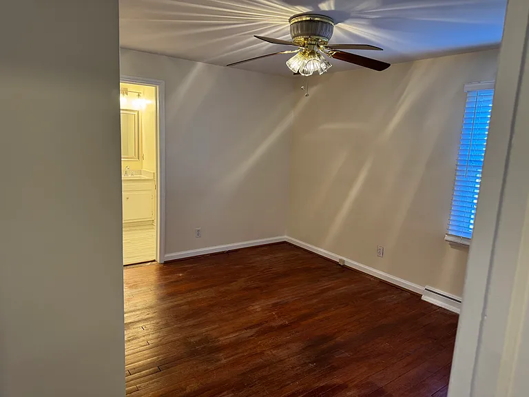 5527 Wayne Rd — Photo 13