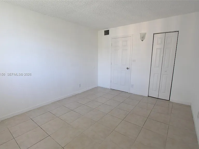 4550 NW 9th St #611E — Photo 13