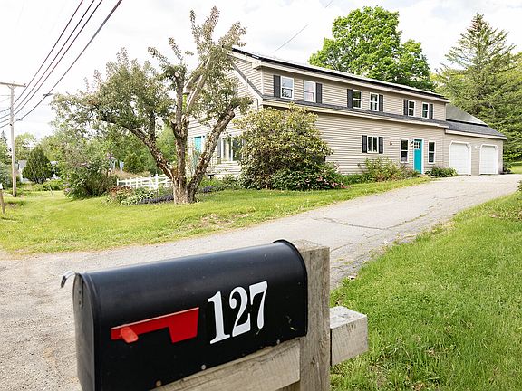 2nd image of 127 Swan Lake Avenue
