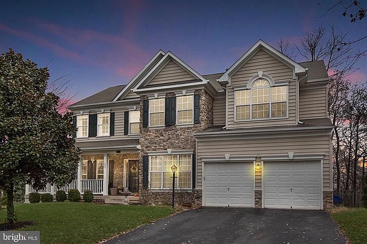 1st image of 205 Autumn Wind Ct