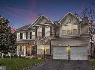 205 Autumn Wind Ct, Warrenton, VA 20186