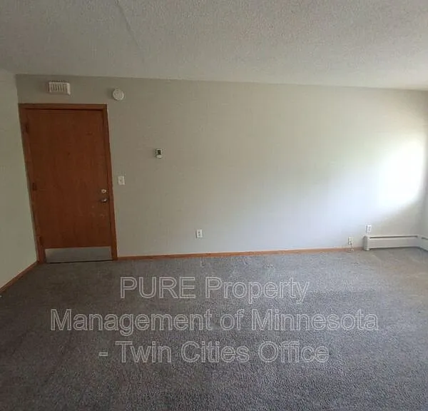5848 2nd St NE #5 — Photo 6