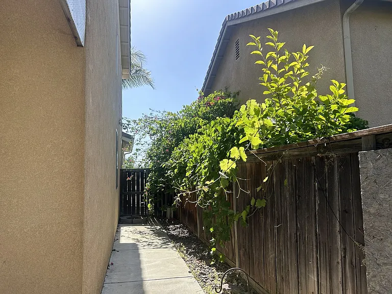 37978 Spur Dr — Photo 49