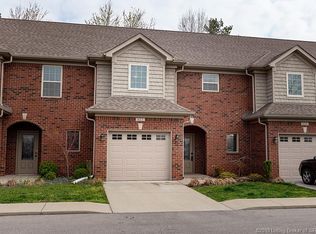 617 Knob Hill Rd, New Albany, IN 47150