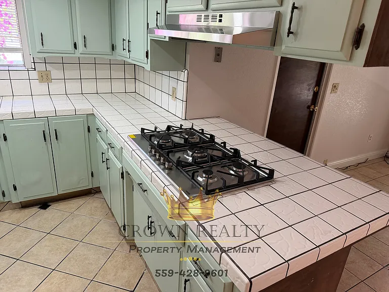1411 W Westfield Ave — Photo 6