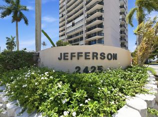 2524 Presidential Way #606, West Palm Beach, FL 33401