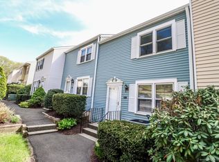 55 Mill Plain Rd UNIT 18-3, Danbury, CT 06810