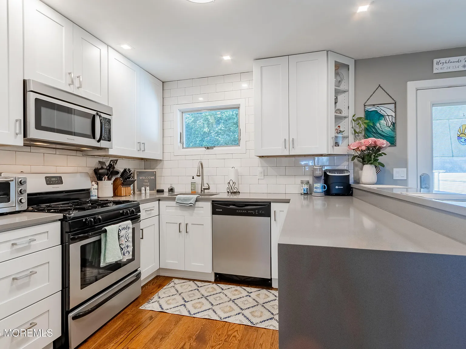 2 bed, 2.5 bath, 1496 sqft, $4,000 — Photo 4