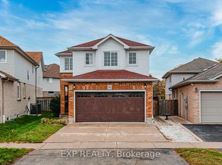 96 Marl Meadow Dr, Kitchener, ON N2R1L4
