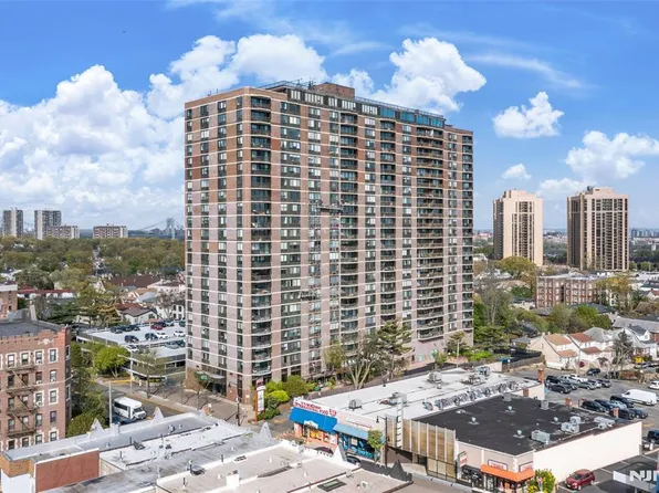 770 Anderson Ave APT 22F, Cliffside Park, NJ 07010
