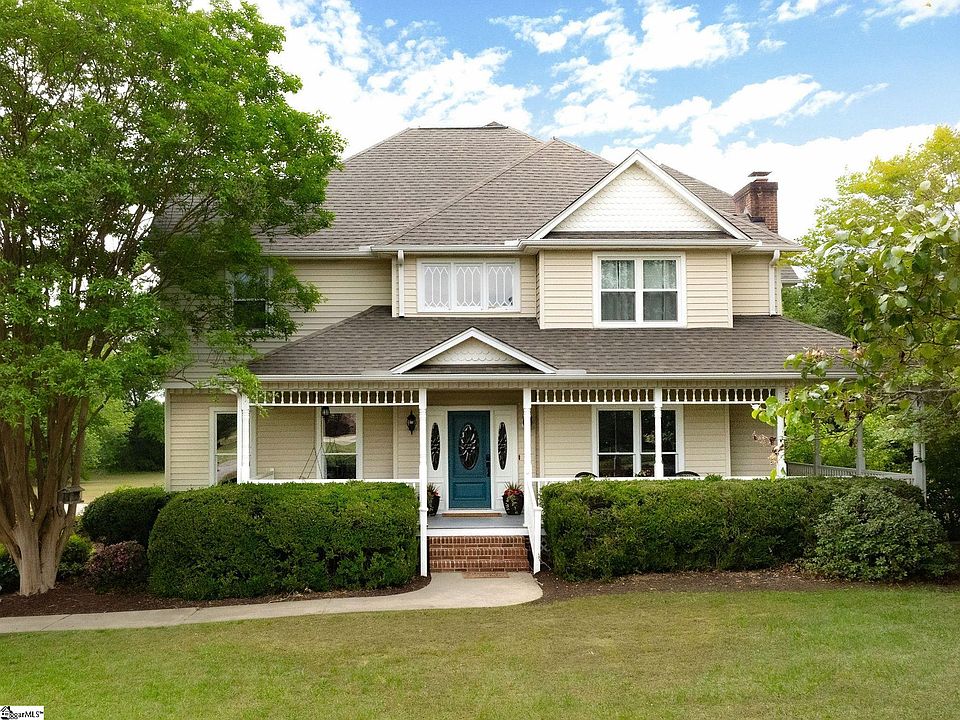 1st image of 106 Knoll Creek Dr