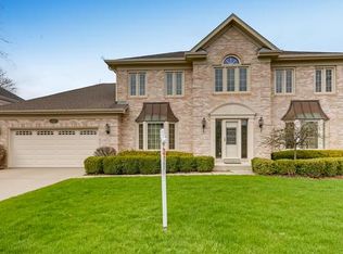 1496 Sandburg Dr, Schaumburg, IL 60173