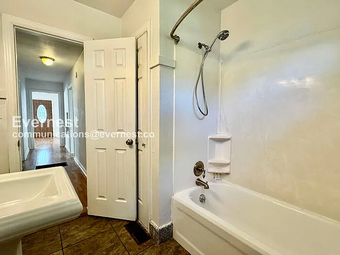 1637 S Indianapolis Ave — Photo 16