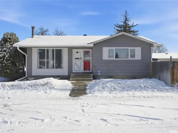 222 Smallwood CRESCENT, Saskatoon, SK S7L 4S1