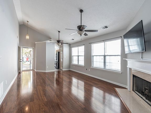 4th image of 3828 Old Tates Creek Ct