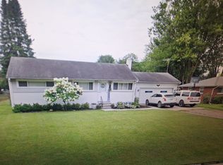 23322 Mapleview Dr, Macomb, MI 48042