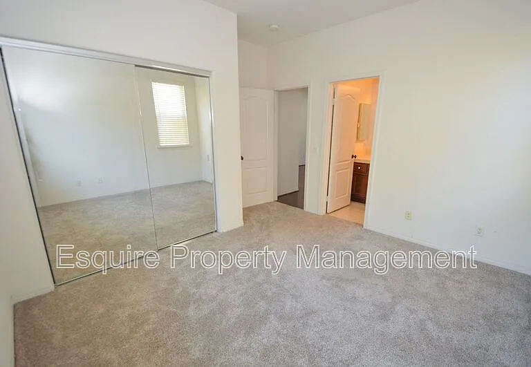 13735 Blue Ridge Way — Photo 27