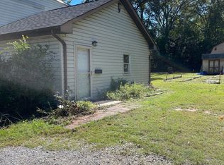 221 Mountain Rd, Pasadena, MD 21122