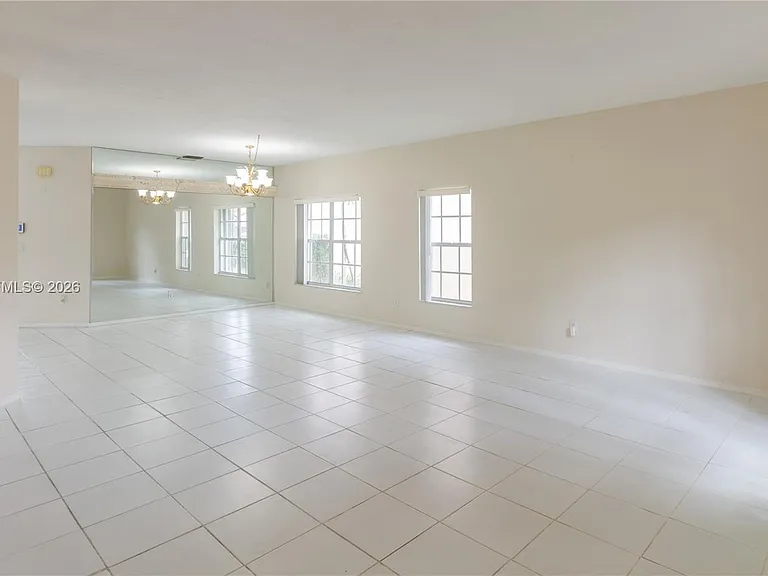 1473 SW 158th Ave — Photo 9