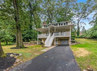 025 Lookout Rd, Mountain Lakes, NJ 07046