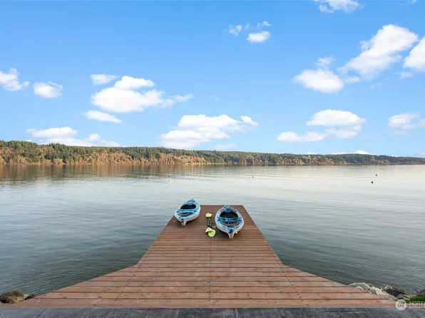 13401 Shoreline Drive SE, Olalla, WA 98359