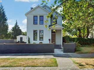 7730 SE Morrison St, Portland, OR 97215
