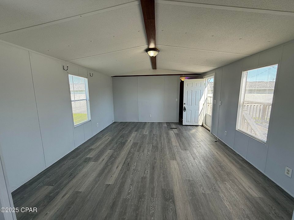 1st image of 6422 Summer Oak Dr