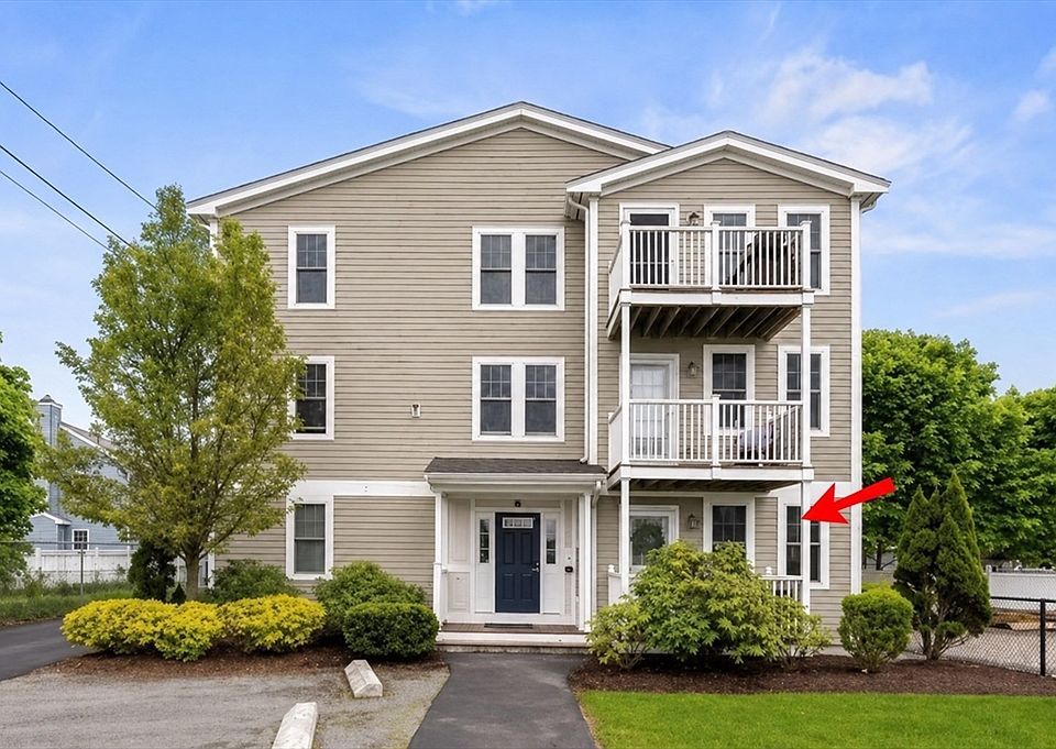 1st image of 10 Malta St APT 1