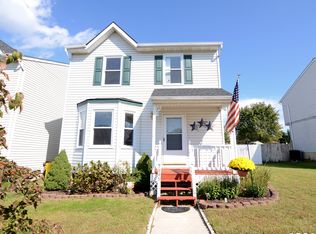 7849 Centergate Ct, Pasadena, MD 21122